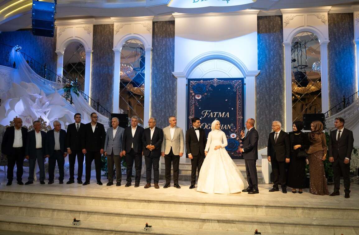 konya-is-dunyasi-bu-dugunde-bulustu-fatma-ile-oguzhan-dunyaevine-girdi