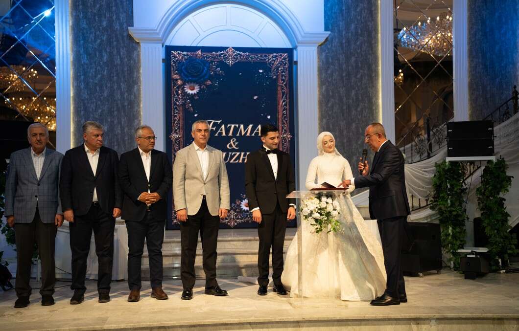konya-is-dunyasi-bu-dugunde-bulustu-fatma-ile-oguzhan-dunyaevine-girdi