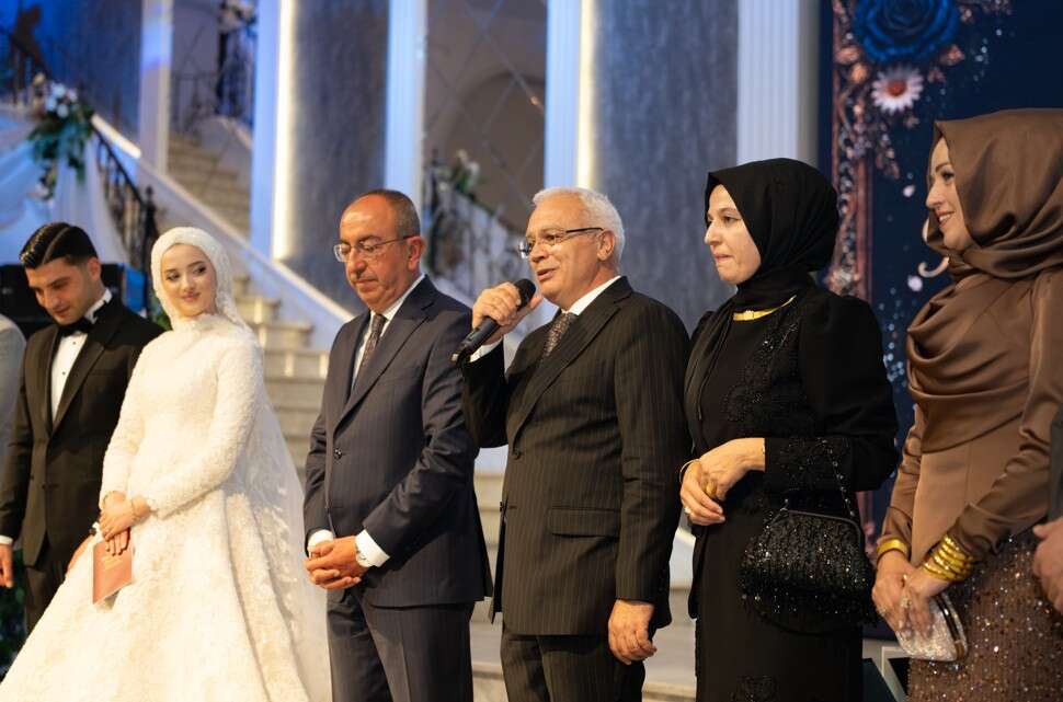 konya-is-dunyasi-bu-dugunde-bulustu-fatma-ile-oguzhan-dunyaevine-girdi