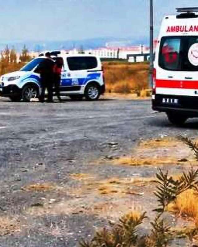 konyada-aracta-cansiz-bedeni-bulunan-polis-memuru-irfan-teke-topraga-verildi