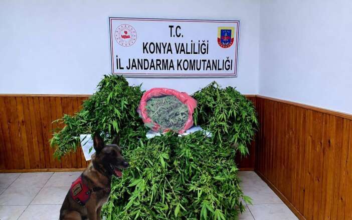 konyada-safak-operasyonu-depodan-uyusturucu-ve-silah-cikti