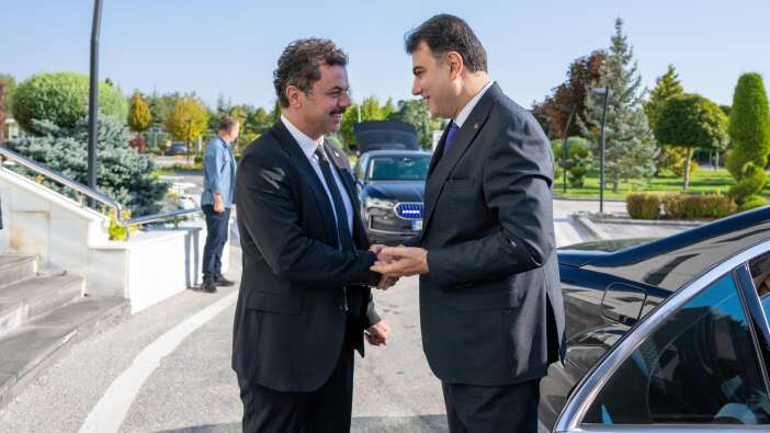 milli-savunma-bakan-yardimcisi-musa-heybet-konyada-mezun-oldugu-universiteyi-ziyaret-etti