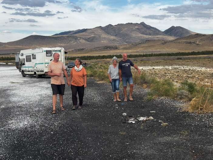 yollari-konyaya-dusen-alman-turistlere-unutamayacaklari-ani-karapinarlilar-yasatti