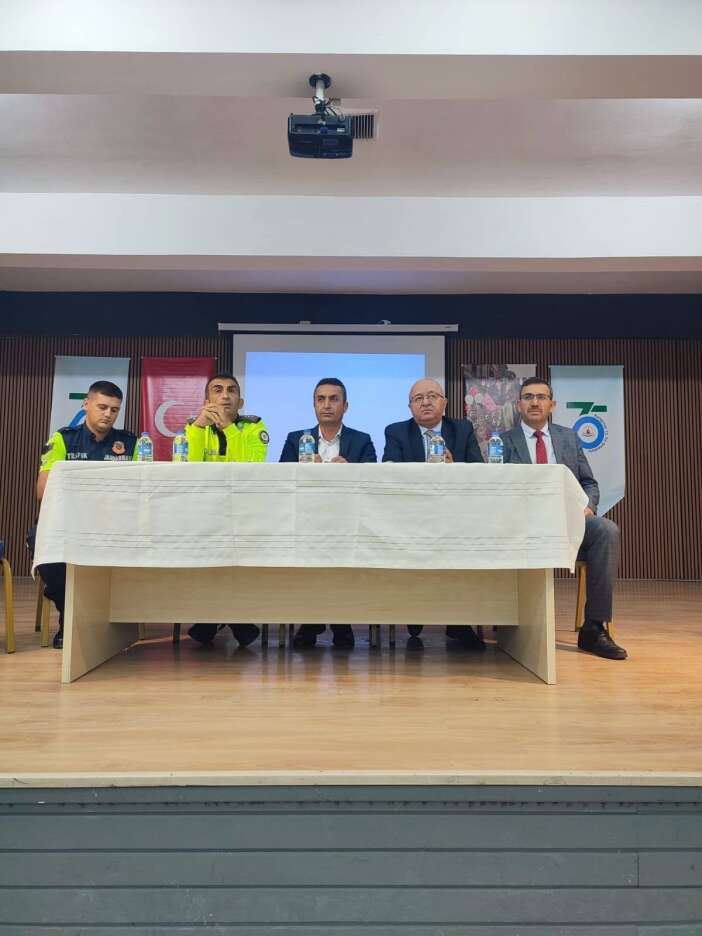 konyada-yeni-egitim-yili-icin-kritik-toplanti-guvenlik-masaya-yatirildi