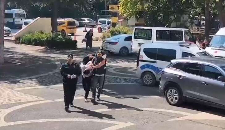 46-milyon-liralik-altinla-kaciyorlardi-planlari-konyada-suya-dustu