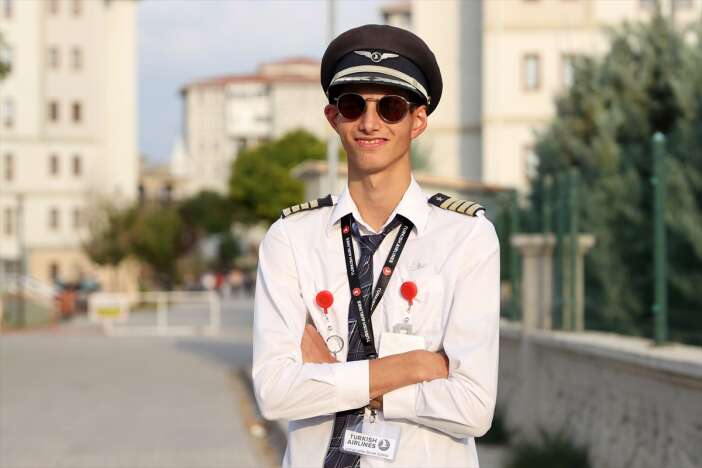 konyanin-pilot-buraki-turkiye-gundeminde-hikayesini-haber-dairesi-duyurmustu