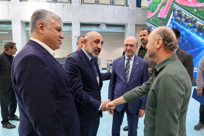 selcuklunun-sporcu-fabrikasina-onemli-ziyaret-hedef-olimpiyatlar
