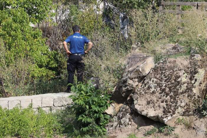 babasinin-kucaginda-dehseti-yasadi-3-yasindaki-cocugun-durumu-agir