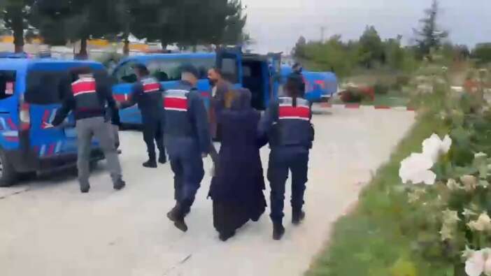 kemik-parcalari-ve-3-bilezik-bulundu-agabey-ve-yenge-tutuklandi