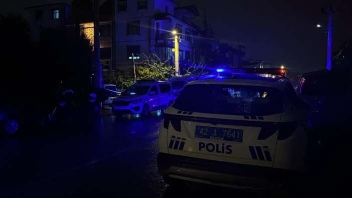 konyada-komsularin-kavgasinda-15-yasindaki-cocuk-silahla-vuruldu