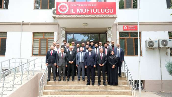 konyanin-yeni-il-muftusu-celal-buyuk-diyarbakira-boyle-veda-etti