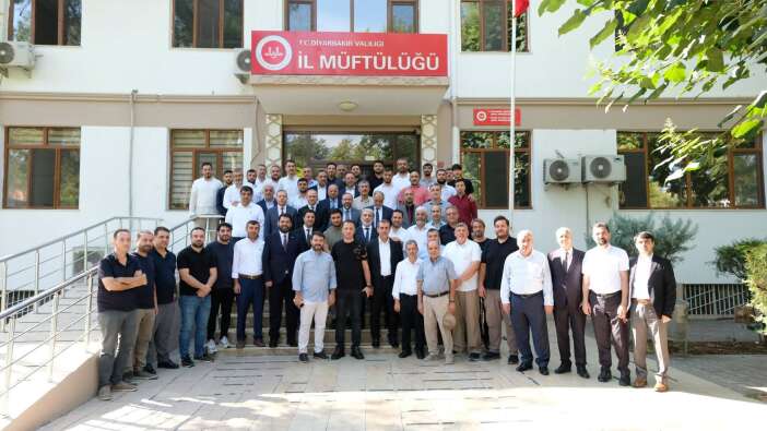 konyanin-yeni-il-muftusu-celal-buyuk-diyarbakira-boyle-veda-etti