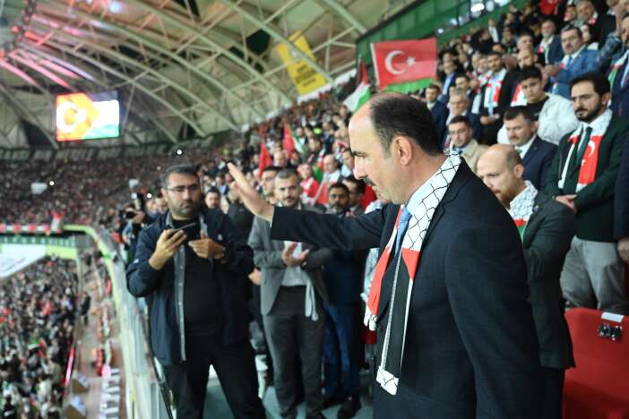 stat-tiklim-tiklim-doldu-konyalilara-ozel-tesekkur-beklenen-isimden-geldi