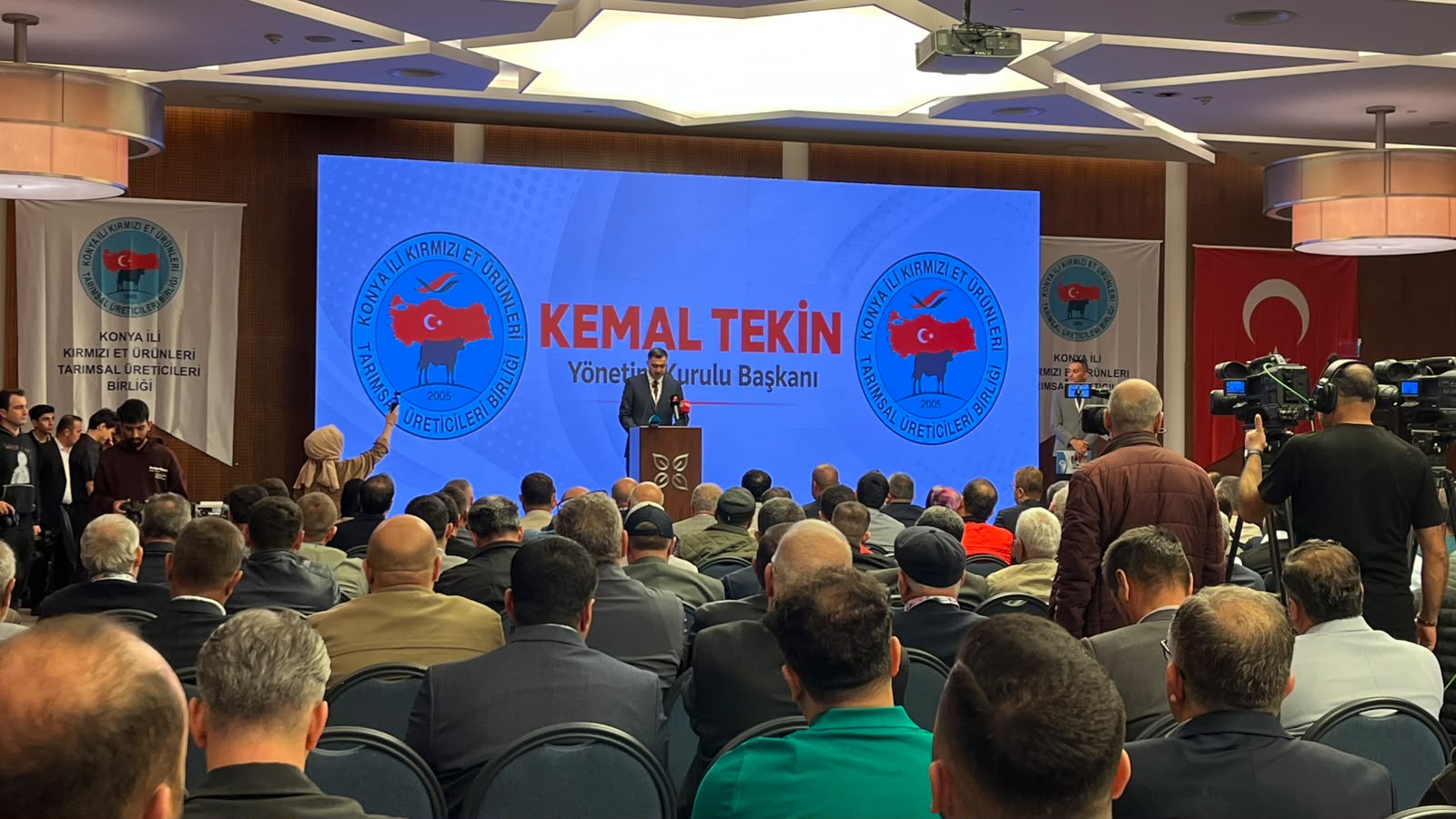konyada-kirmizi-et-zirvesi-baskan-tekin-uretici-vurgusu-yapti
