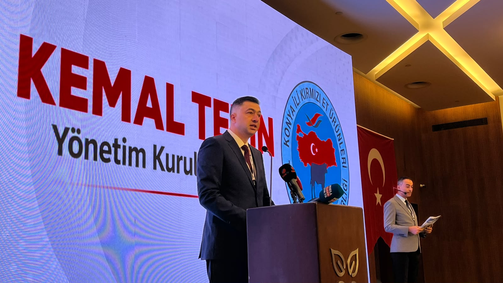 konyada-kirmizi-et-zirvesi-baskan-tekin-uretici-vurgusu-yapti