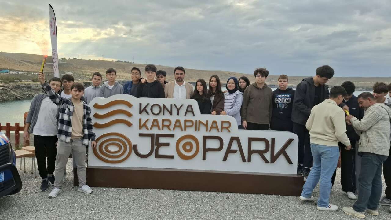 konyanin-doga-harikalarinda-iki-gunluk-kesif-acigolde-kamp-atesi-yandi