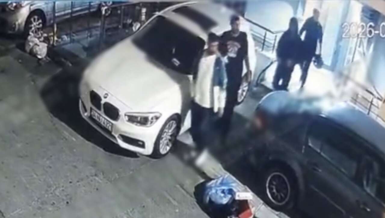 polis-eve-baskin-yapti-dehset-ortaya-cikti-2-kisi-3-gun-boyunca-baglanip-darbedildi