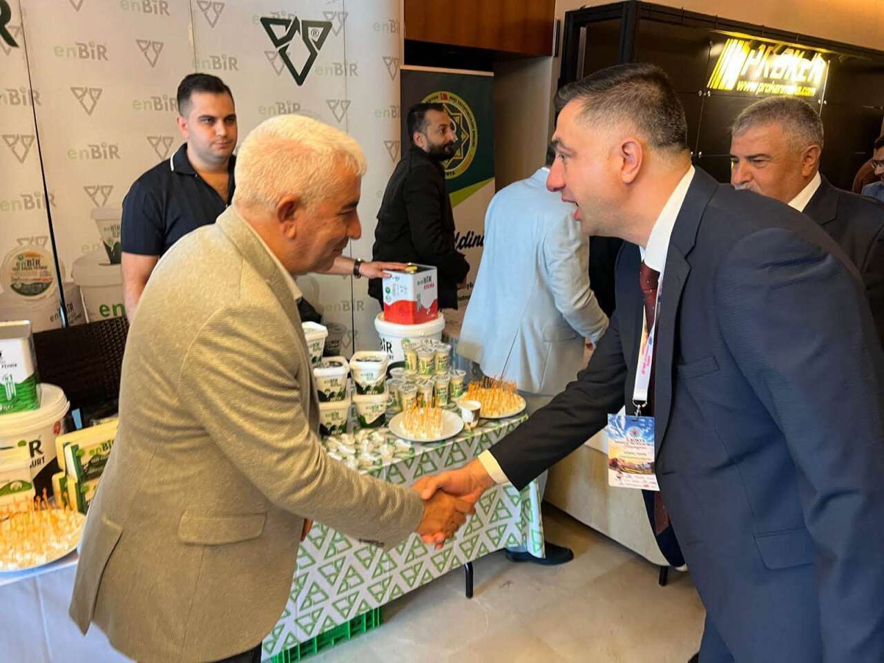 enbir-urunleri-konyadaki-sempozyumda-buyuk-ilgi-gordu
