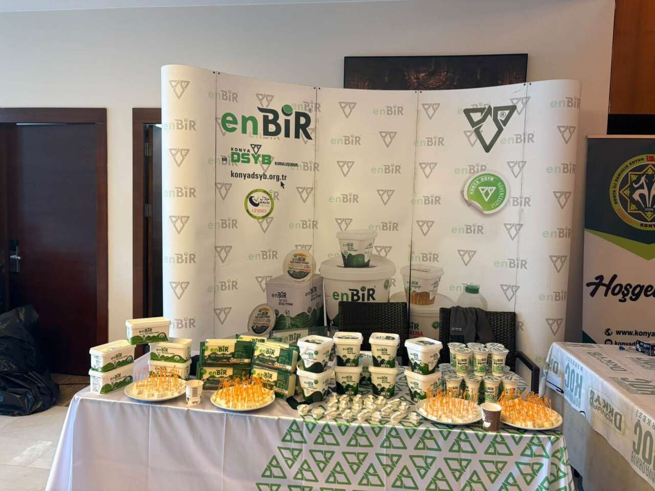 enbir-urunleri-konyadaki-sempozyumda-buyuk-ilgi-gordu