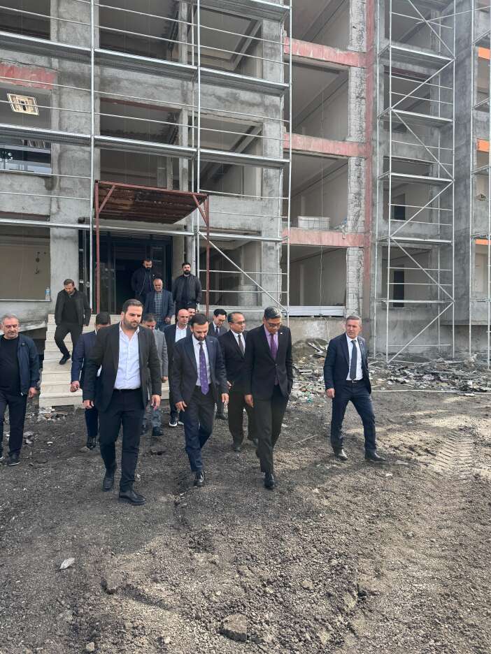 malezya-buyukelcisi-diyarbakirdaki-projeleri-inceledi-mimari-ve-peyzaja-tam-not