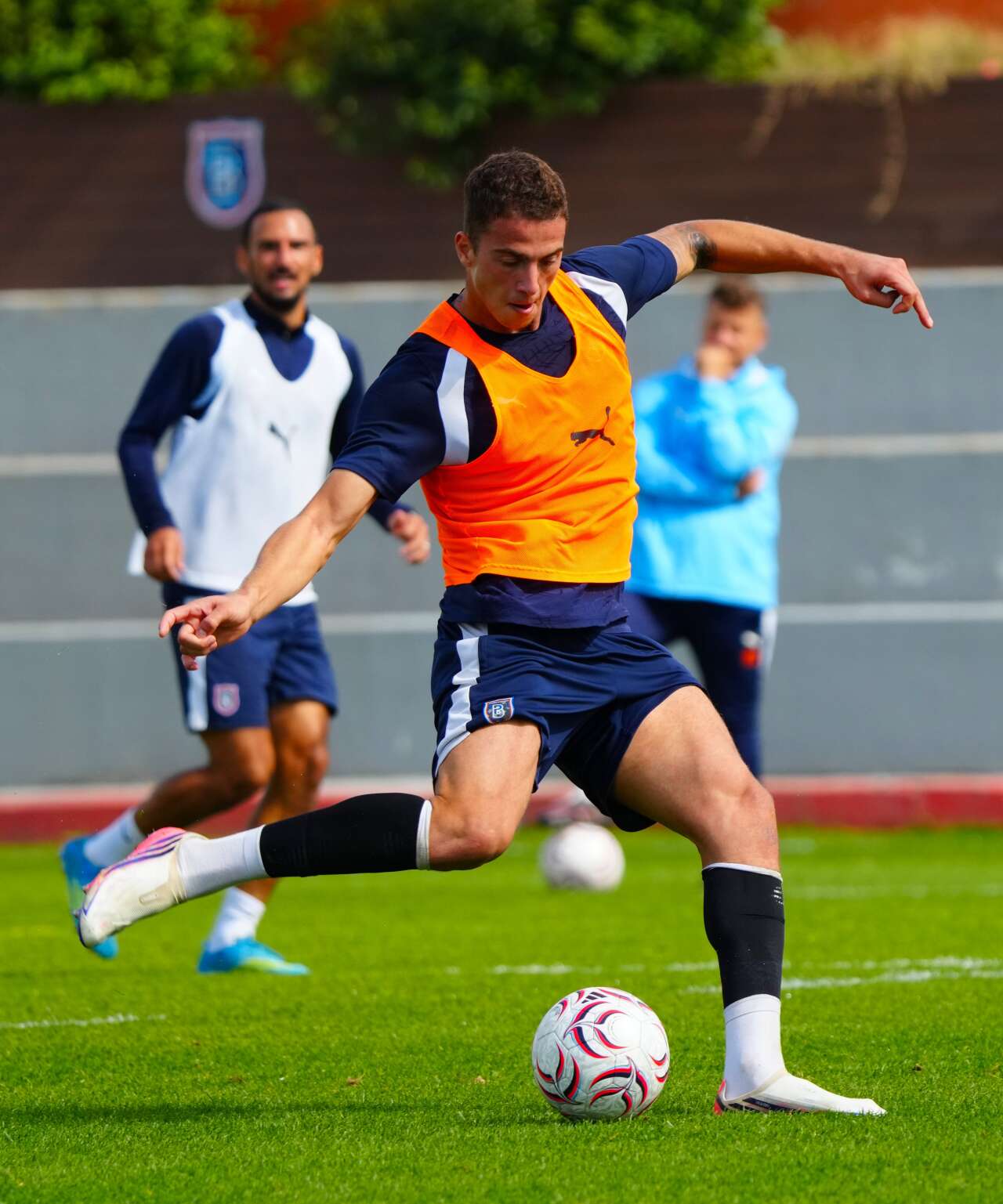 basaksehirde-konyaspor-mesaisi-suruyor