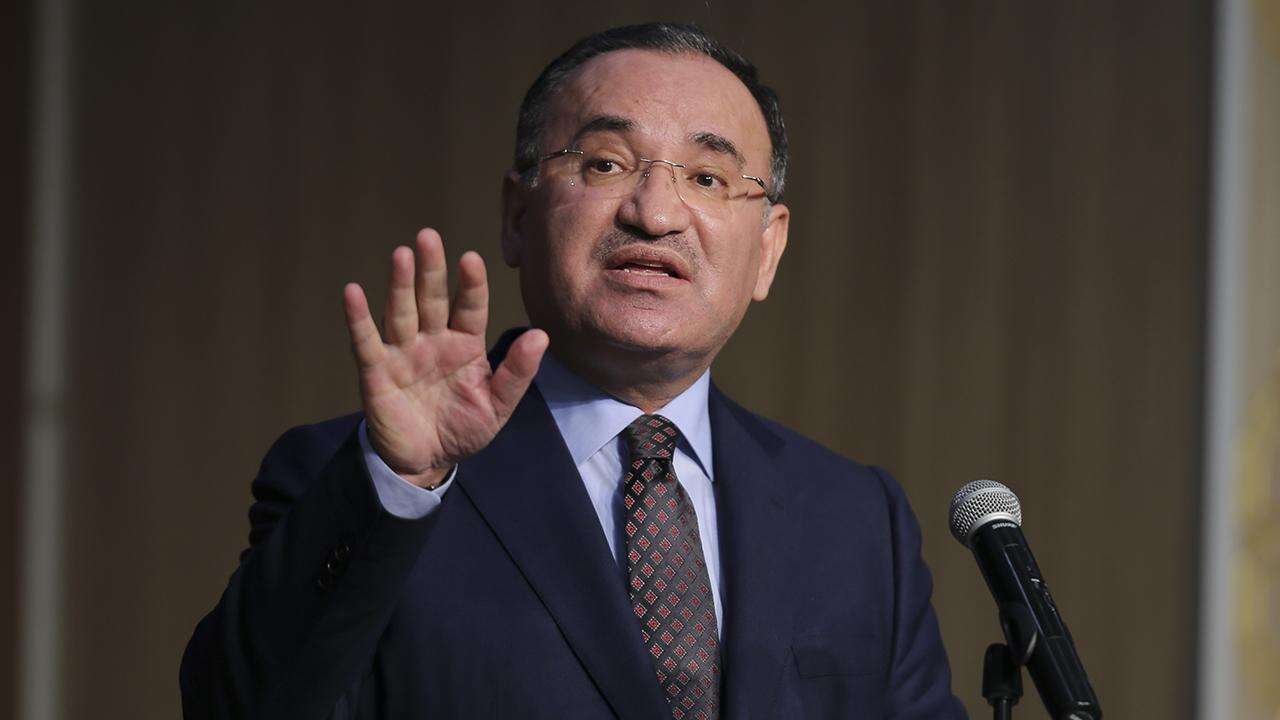 bekir-bozdag-tbmm-baskanvekilligi-gorevinden-istifa-etti