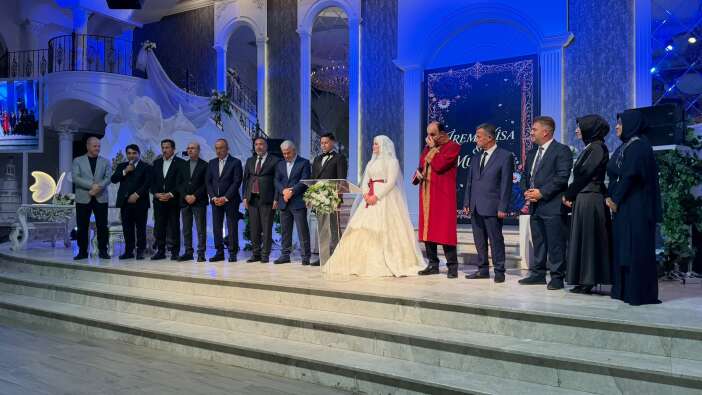 konya-protokolunu-bulusturan-dugun-nikahi-baskan-altay-kiydi