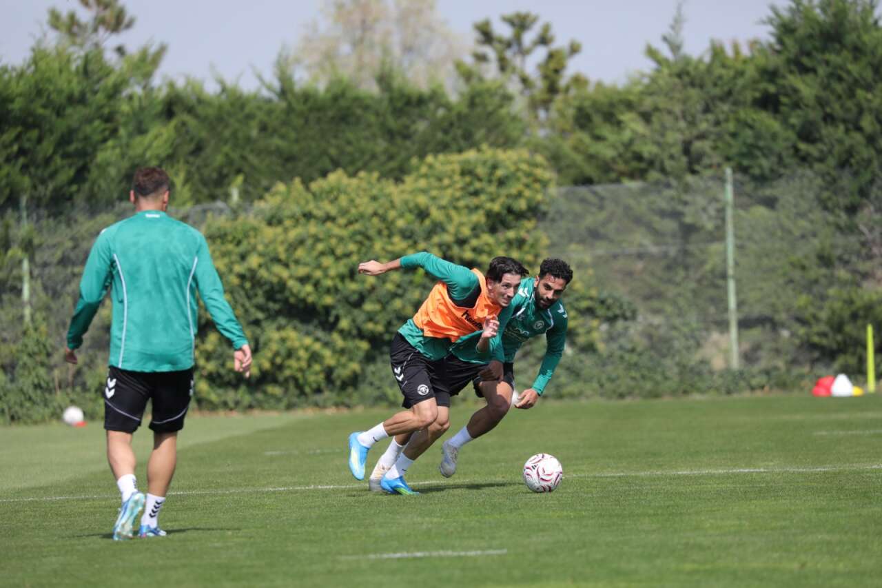 konyasporda-gozler-basaksehir-macinda-hazirliklar-suruyor