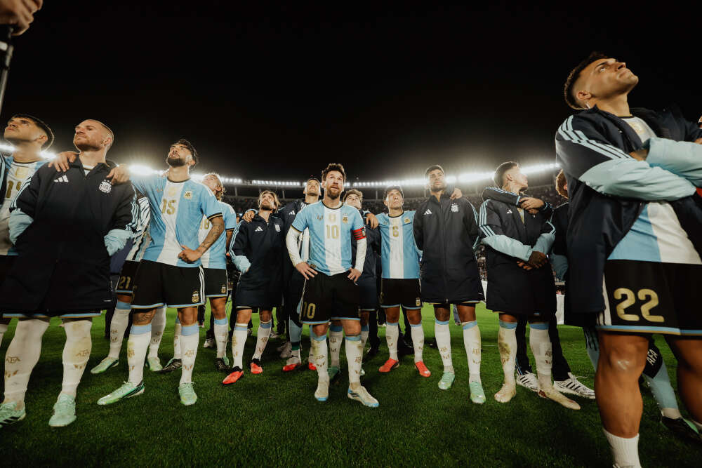 arjantinde-messi-icin-tarihi-gece-milli-takim-kariyerini-noktaladi