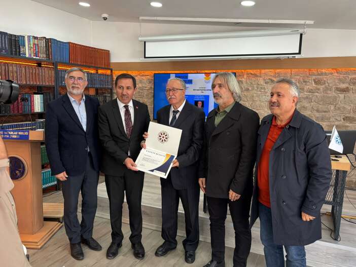konyada-gelecegin-yazarlari-ustalarla-bulustu