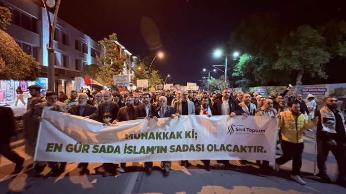 konyada-meydanlar-filistin-icin-doldu-baskan-altay-da-katildi
