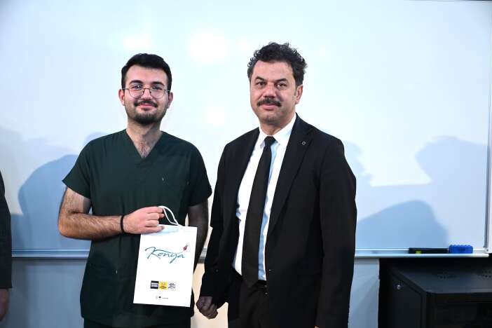 konyadan-7-ekim-mesaji-baskan-altay-universiteli-genclerden-tek-sey-istedi