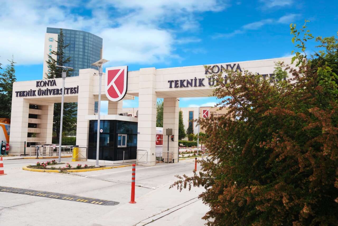 turkiyenin-en-ucuzu-konyada-ogrenciler-30-tlye-4-cesit-yemek-yiyor