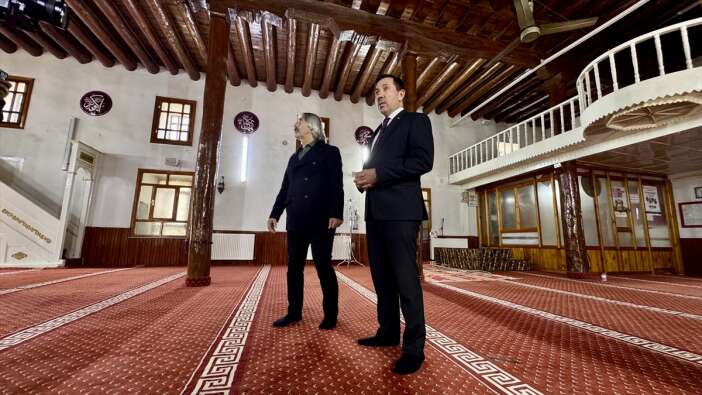 konyada-tarih-yeniden-ayaga-kalkiyor-6-camide-restorasyon-basladi