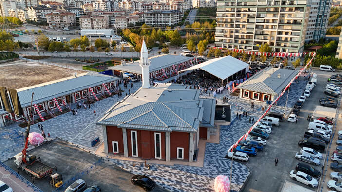 selcuklunun-yeni-mahalle-kulliyesini-tbmm-baskani-acti