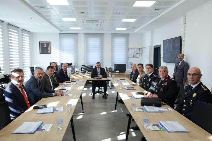 icisleri-bakani-mustafa-ciftci-konyada-helikopterle-inceleme-yapti