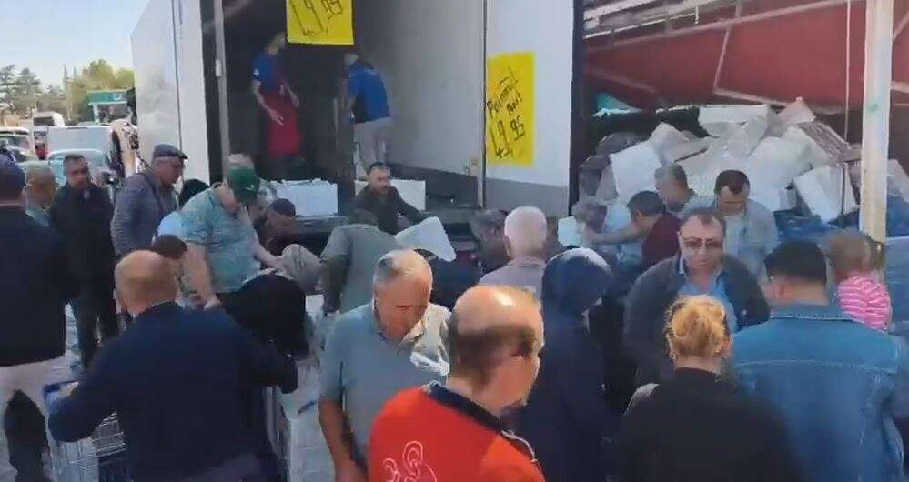 konyada-palamut-izdihami-30-bin-balik-1-saatte-tukendi