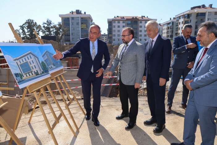 meramda-kamu-kurumlari-ayni-bolgede-toplaniyor-yeni-bina-boyle-olacak