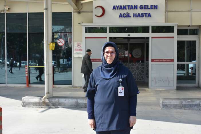 konyada-bir-hemsirenin-yasam-mucadelesi-kanserle-savasirken-sifa-dagitiyor