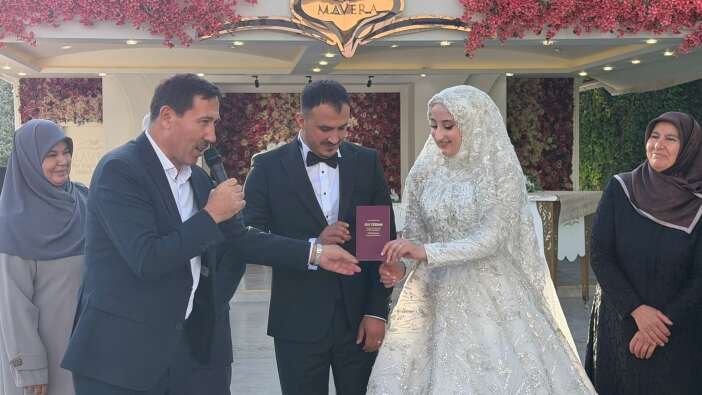 konyada-kaleli-ve-yucedag-ailelerinin-mutlu-gunu-nikahi-baskan-kavus-kiydi