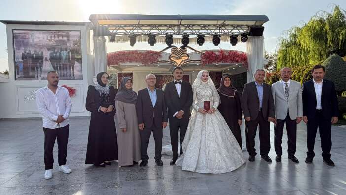konyada-kaleli-ve-yucedag-ailelerinin-mutlu-gunu-nikahi-baskan-kavus-kiydi