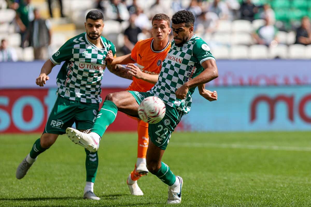 konyaspor-basaksehir-l-canli