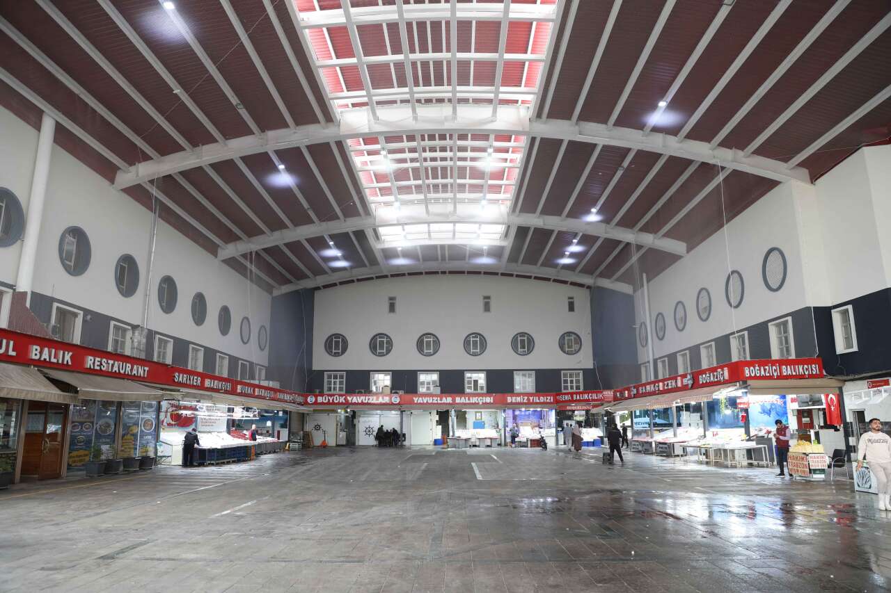 konya-balik-halinde-buyuk-degisim-catidan-tuvaletlere-kadar-yenilendi