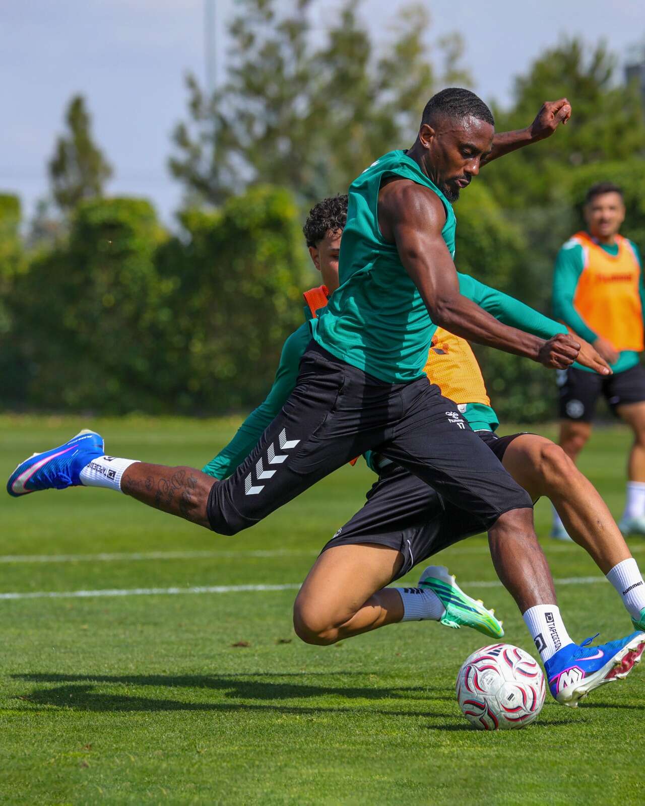 konyasporda-hedef-3-puan-amedspor-macinin-hazirliklari-basladi
