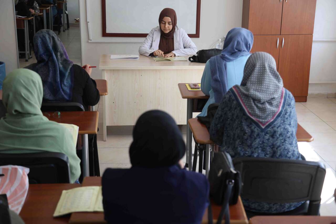 konyada-komek-ve-aseme-yogun-ilgi-78-bin-kursiyer-ders-basi-yapti