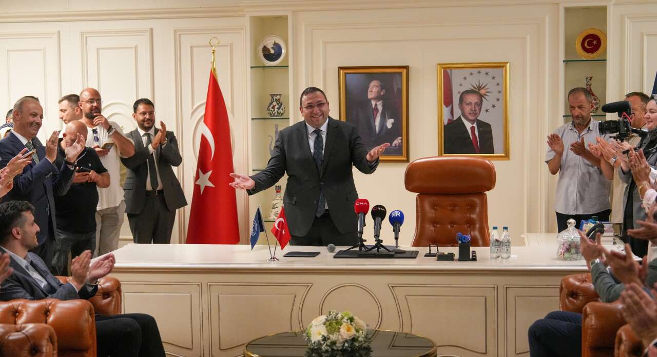 dundar-ziya-gultekin-kimdir