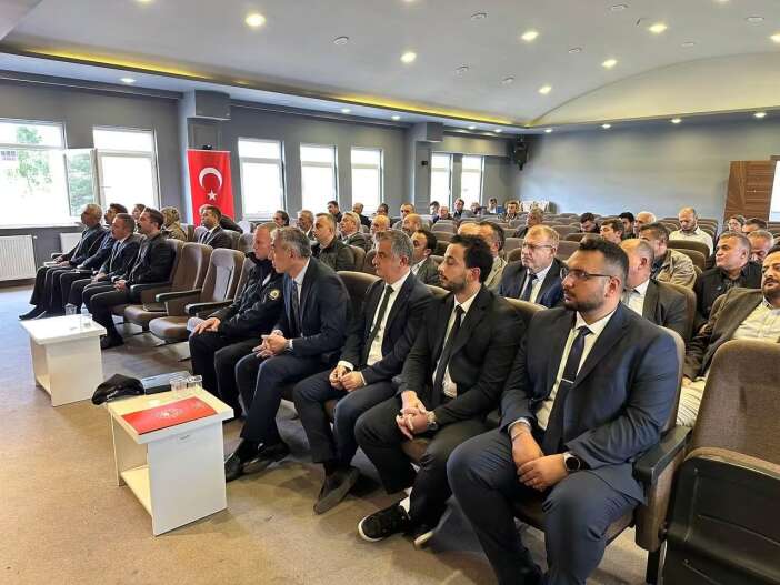 konyada-mahallelerin-ihtiyaclari-masaya-yatirildi