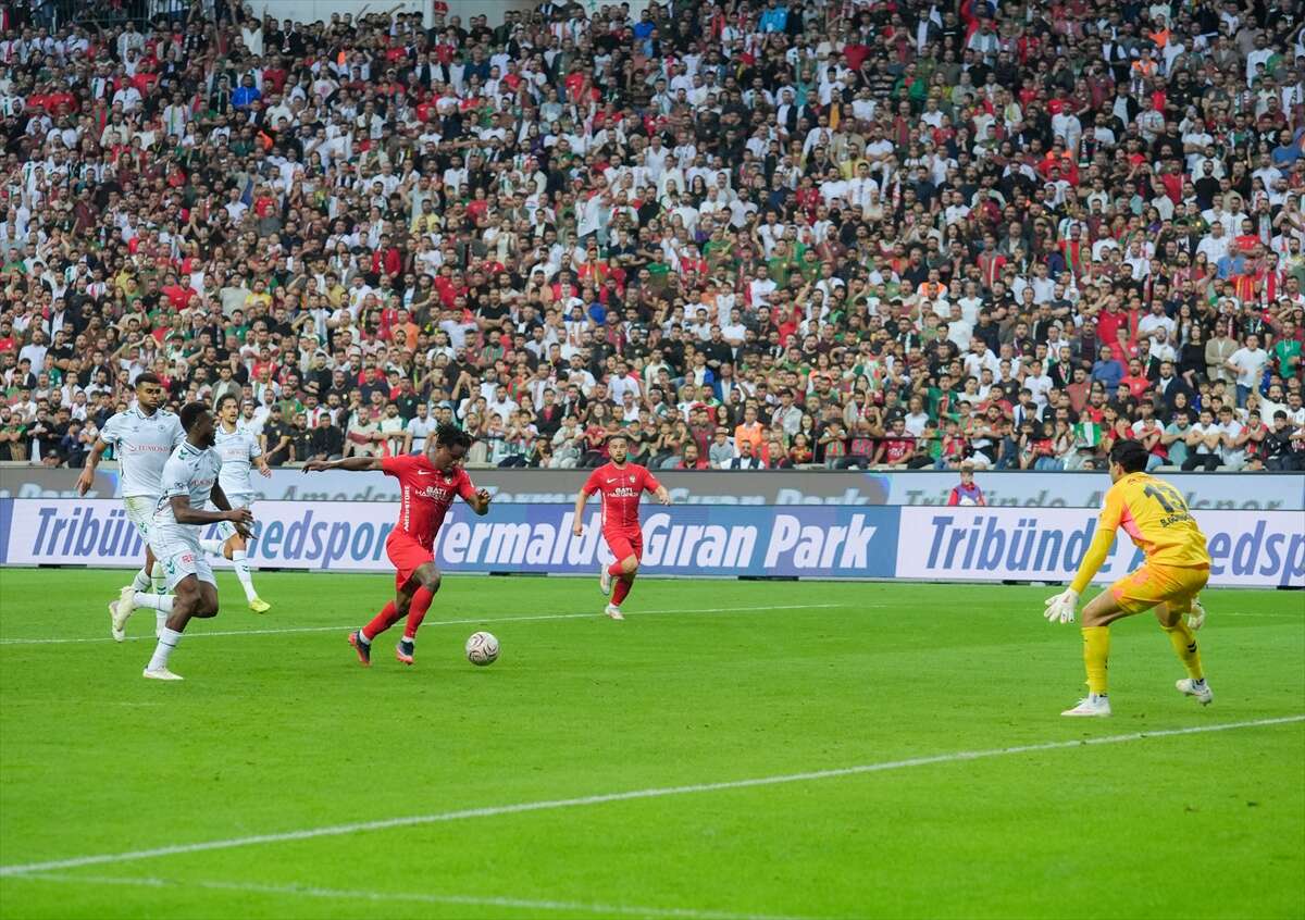 konyaspor-amedspor-macinin-son-anlarinda-yikildi