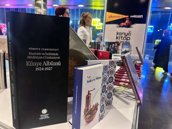 konya-kitap-gunlerinde-yogun-ilgi-yayinlar-yetmedi-takviye-yapiyorlar