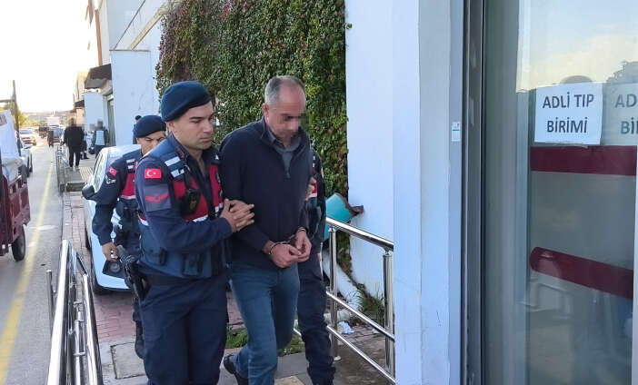 cukurova-belediyesine-yolsuzluk-operasyonu-baskan-dahil-44-gozalti
